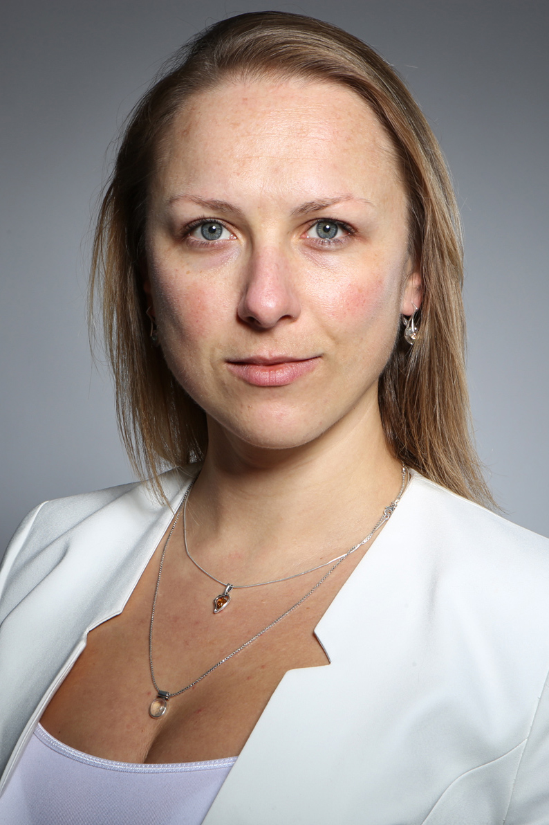 bez makijażu